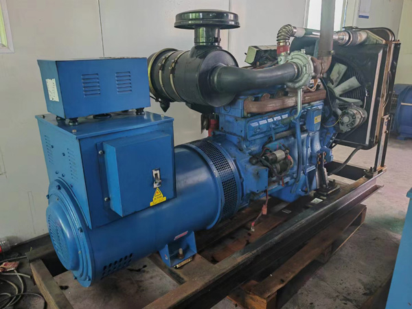 黄冈100kW柴油发电机组使用多级机油有哪些优缺点？